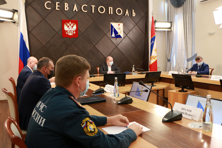 В Севастополе из-за коронавируса решено не проводить массовые новогодние мероприятия