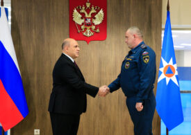 Мишустин наградил сотрудников севастопольского МЧС