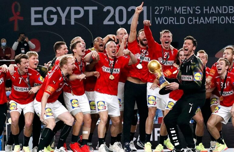Гандбол: Чемпион подтверждает свой статус