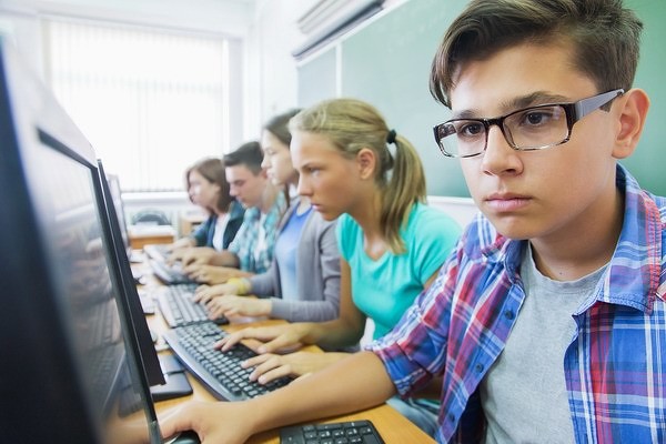 В России начинают избавляться от Windows и других зарубежных ПО.