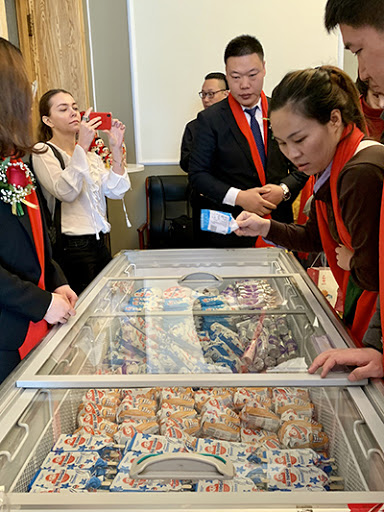 Санкции не помеха: Китай закупает 500 тонн крымского мороженного