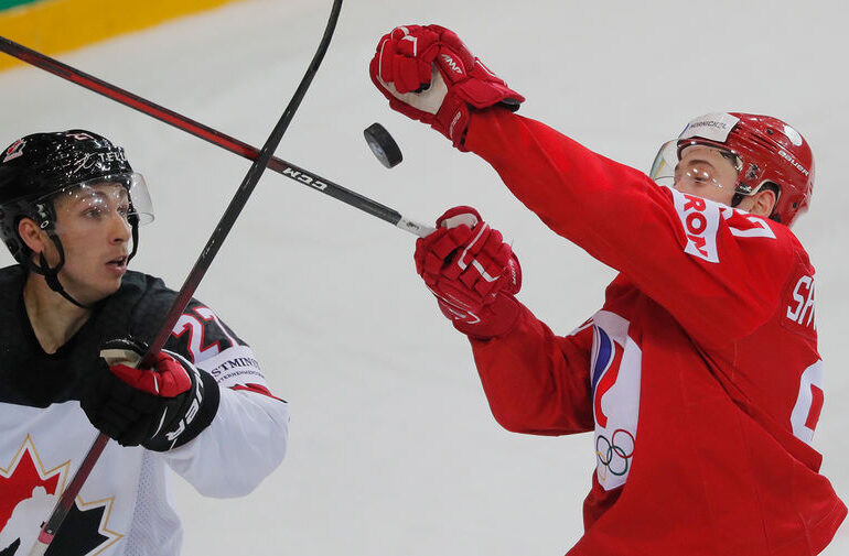 Хоккей: Мировое ледовое побоище в Прибалтике - спорт-политика-спорт